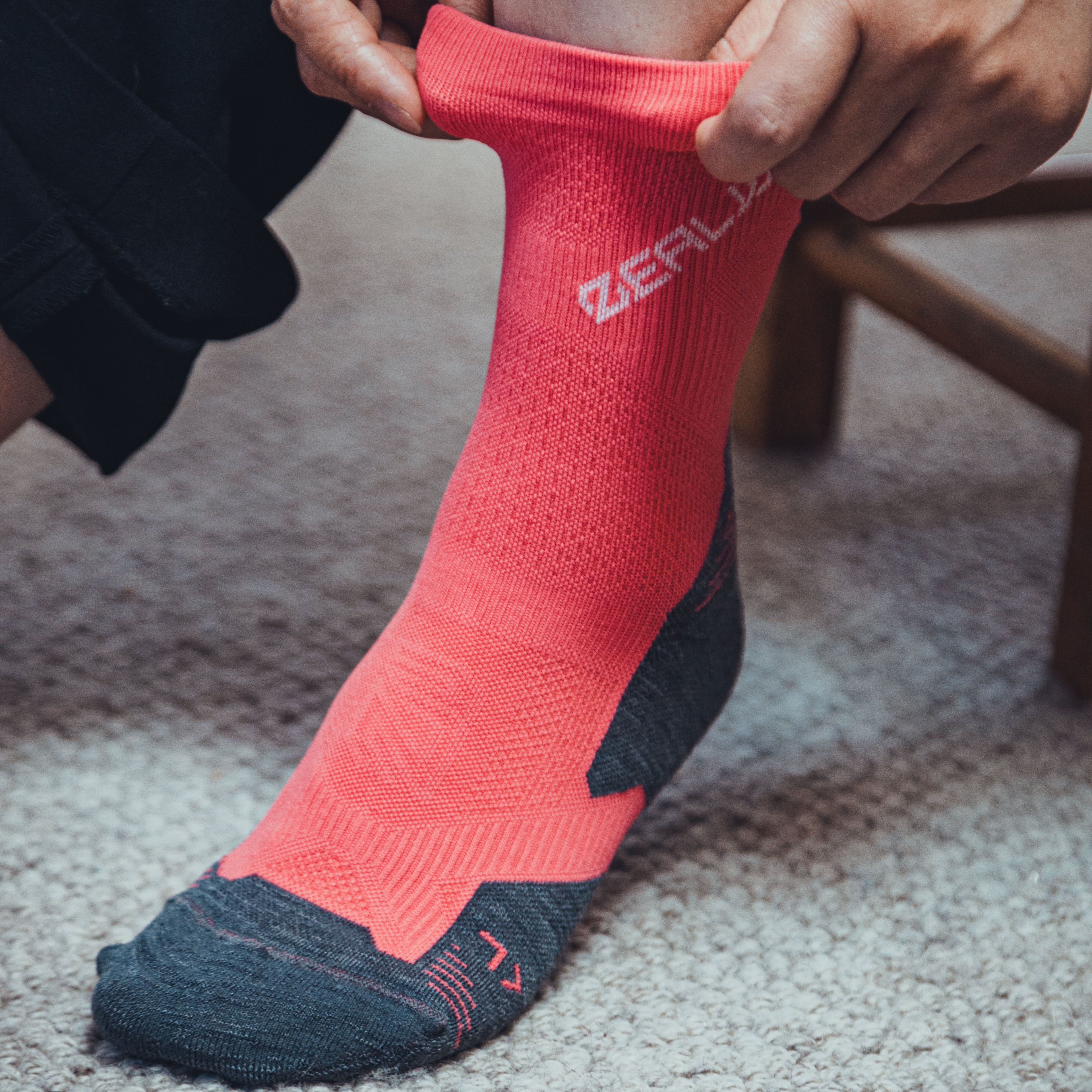 R2 Run Merino Wool Crew Socks(New)